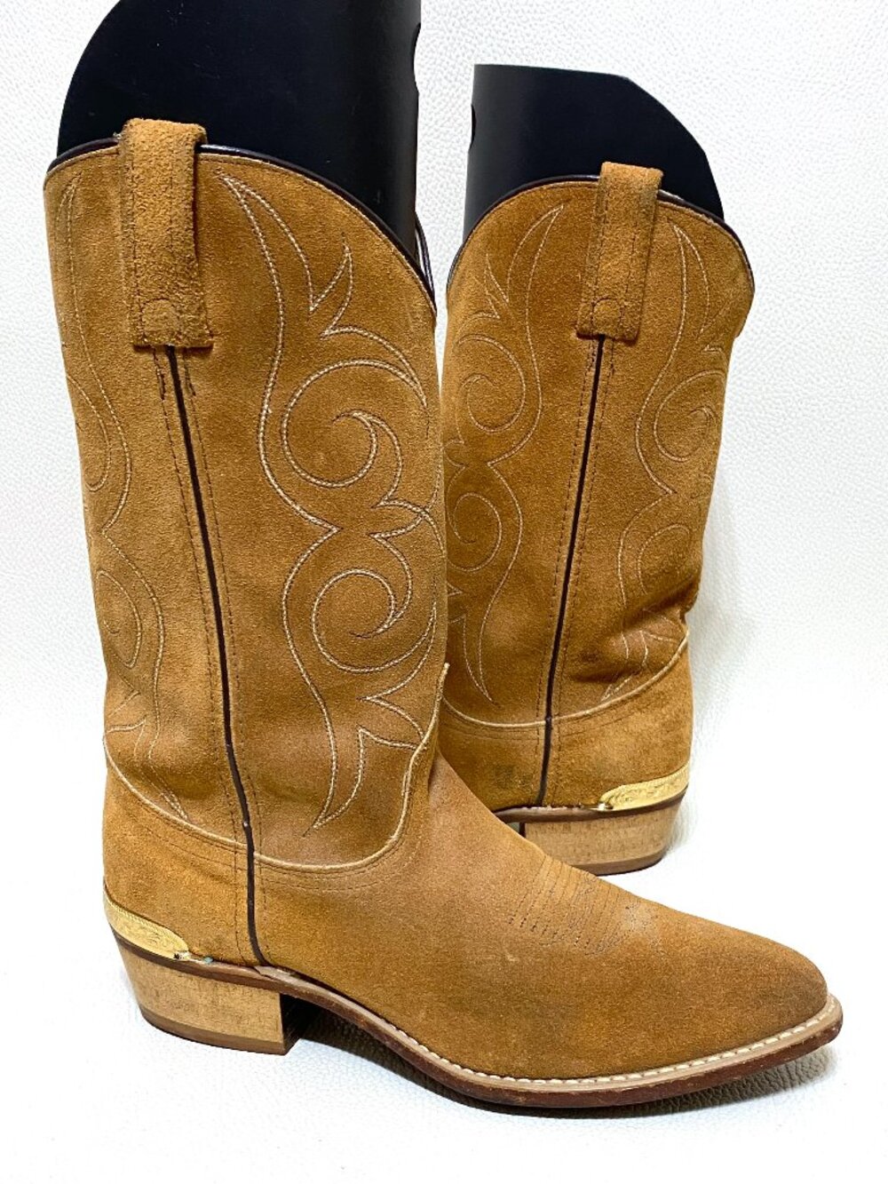Womens Vintage Brown Suede Boots Size 8 USA Made Cowgirl Western Boot